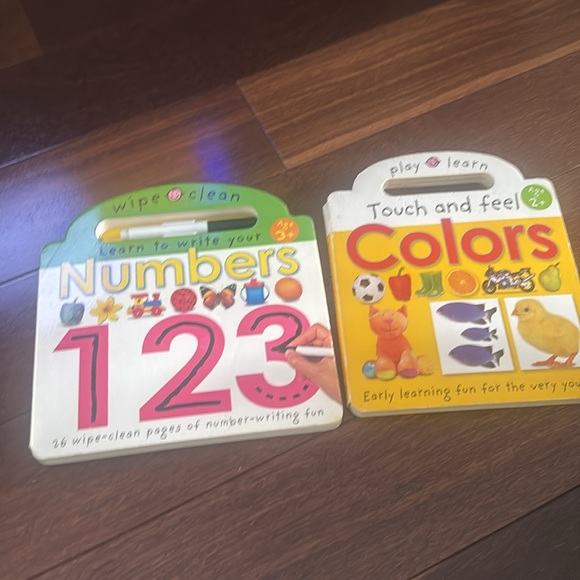 2 toddler books for ages 2 & 3+ - Picture 1 of 7
